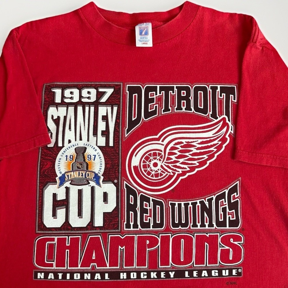 Vintage 1997 Detroit Red Wings Stanley Cup Champions Shirt Mens Large Logo 7 USA